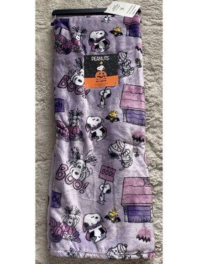 Peanuts Snoopy Woodstock Halloween BOO Throw Blanket 60" x 70" Purple Mummy NEW